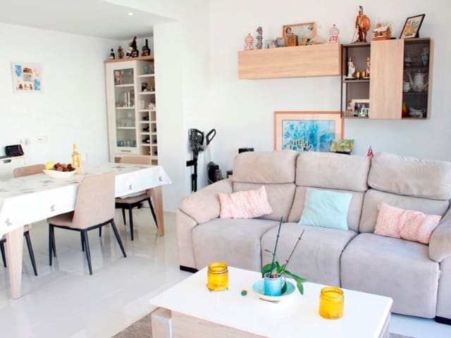 3 quarto Moradia para venda em San Miguel de Salinas com piscina - 429 000 € (Ref: 9396607)