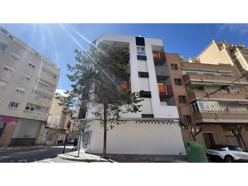 2 soverom Leilighet til salgs i Torrevieja - € 239 000 (Ref: 9396612)