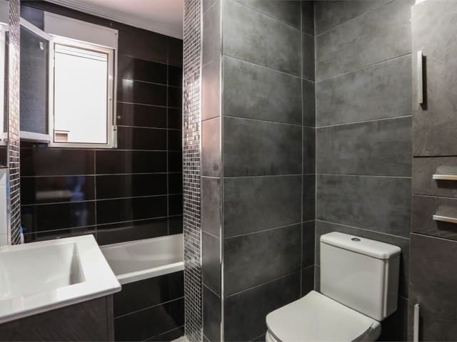 2 Zimmer Apartment zu verkaufen in Playa Flamenca, Orihuela - 167.260 € (Ref: 9398387)