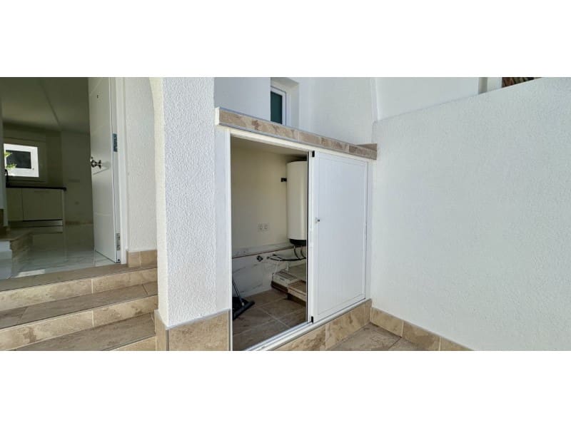 3 quarto Casa em Banda para venda em Torrevieja - 229 000 € (Ref: 9398393)