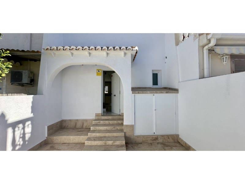 3 quarto Casa em Banda para venda em Torrevieja - 229 000 € (Ref: 9398393)