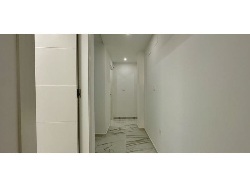 2 sovrum Lägenhet till salu i Torrevieja - 239 000 € (Ref: 9398394)