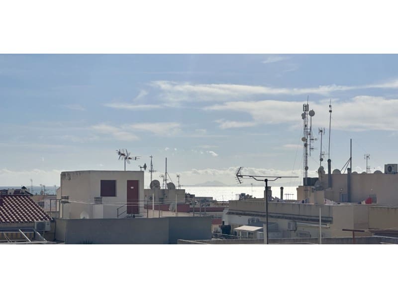 2 sovrum Lägenhet till salu i Torrevieja - 239 000 € (Ref: 9398394)