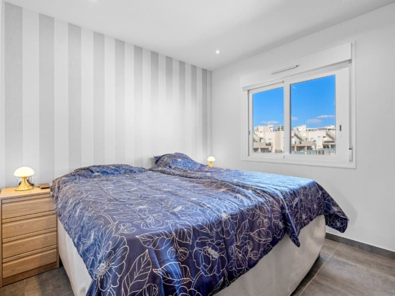 2 Zimmer Bungalow zu verkaufen in Torrevieja - 284.000 € (Ref: 9398402)