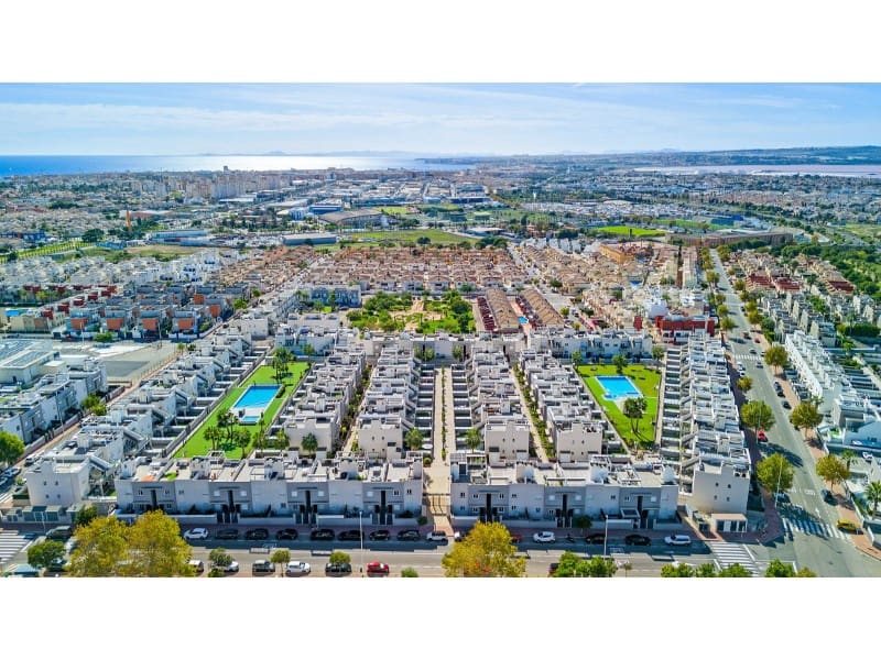 2 Zimmer Bungalow zu verkaufen in Torrevieja - 284.000 € (Ref: 9398402)