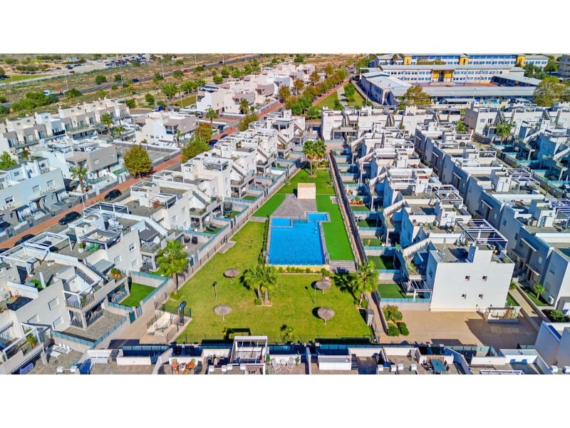 2 Zimmer Bungalow zu verkaufen in Torrevieja - 284.000 € (Ref: 9398402)