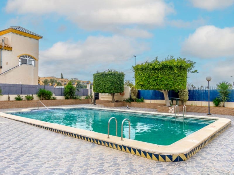 2 chambre Appartement à vendre à Torrevieja - 142 000 € (Ref: 9400806)