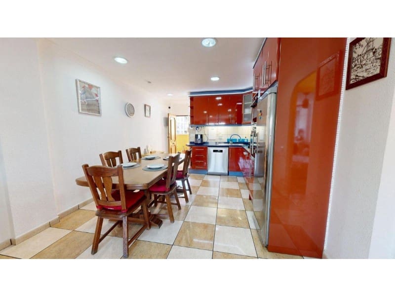 2 soveværelse Lejlighed til salg i Torrevieja - € 131.900 (Ref: 9400808)