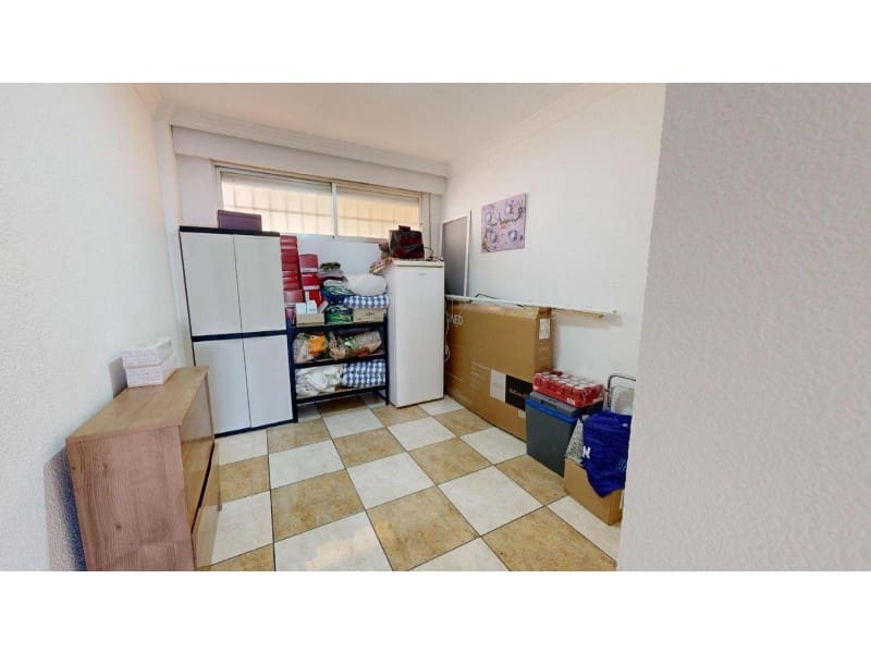 2 soveværelse Lejlighed til salg i Torrevieja - € 131.900 (Ref: 9400808)