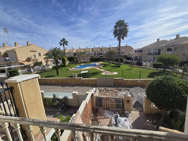 2 soverom Hus til salgs i Nueva Torrevieja - Aguas Nuevas, Torrevieja med svømmebasseng - € 199 600 (Ref: 9400809)