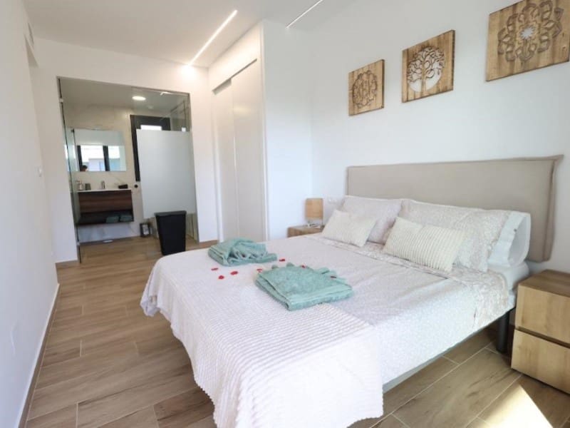 2 makuuhuone Huoneisto myytävänä paikassa Orihuela Costa - 270 000 € (Ref: 9403725)