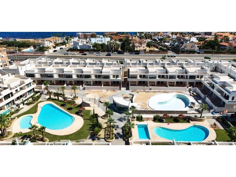 Apartamento de 2 habitaciones en Torrevieja en venta con garaje - 379.000 € (Ref: 9403727)