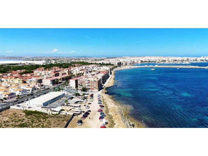 Apartamento de 2 habitaciones en Torrevieja en venta con garaje - 379.000 € (Ref: 9403727)