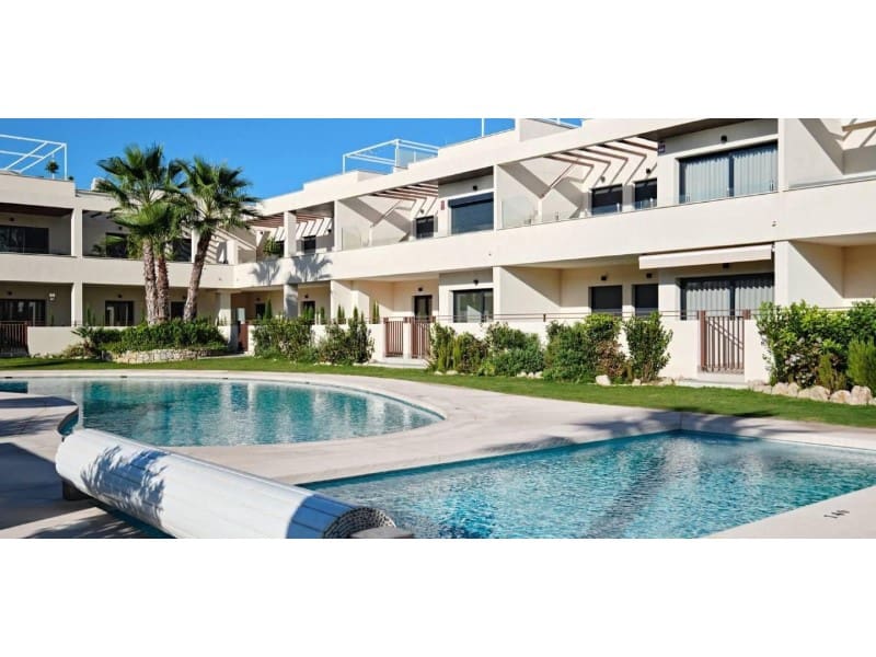 Apartamento de 2 habitaciones en Torrevieja en venta con garaje - 379.000 € (Ref: 9403727)
