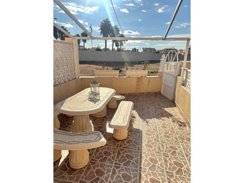 3 Zimmer Apartment zu verkaufen in Torrevieja - 165.000 € (Ref: 9403728)