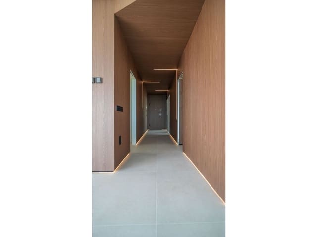 3 Zimmer Apartment zu verkaufen in Las Colinas Golf, Orihuela mit Pool Garage - 849.000 € (Ref: 9403730)