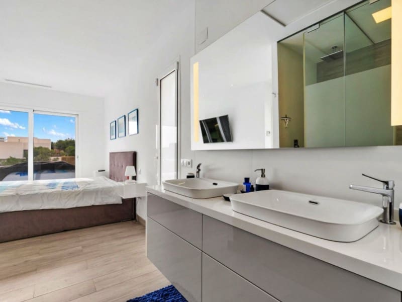 3 soverom Villa til salgs i Orihuela Costa med svømmebasseng garasje - € 945 000 (Ref: 9403731)