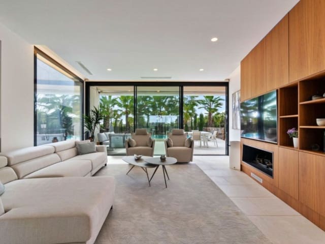 3 sypialnia Willa na sprzedaż w Las Colinas Golf, Orihuela z basenem garażem - 1 195 000 € (Ref: 9403732)