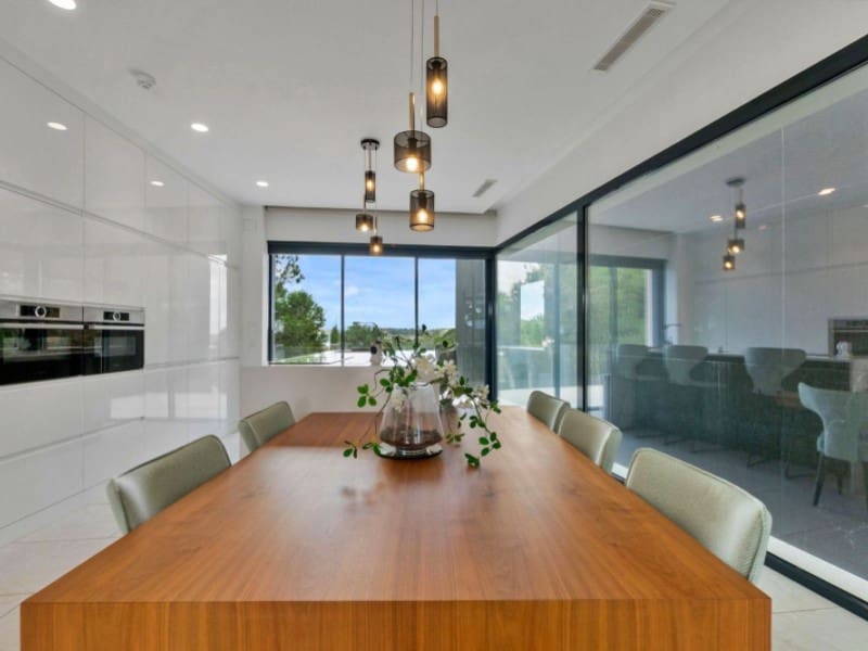 3 sypialnia Willa na sprzedaż w Orihuela Costa z basenem garażem - 1 195 000 € (Ref: 9403732)