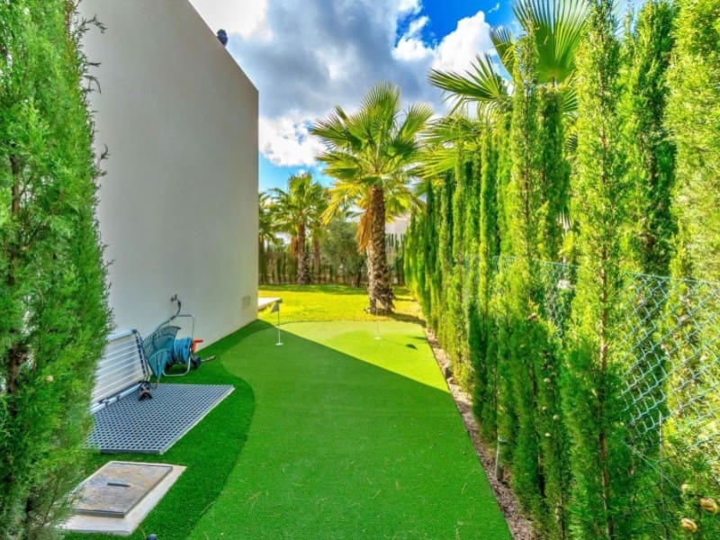 3 sypialnia Willa na sprzedaż w Orihuela Costa z basenem garażem - 1 195 000 € (Ref: 9403732)