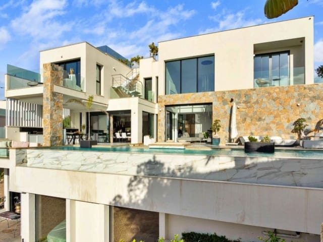 4 soverom Villa til salgs i Las Colinas Golf, Orihuela med svømmebasseng garasje - € 2 880 000 (Ref: 9403734)