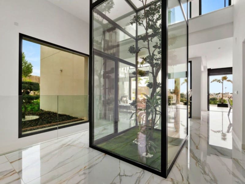 4 quarto Moradia para venda em Orihuela Costa com piscina garagem - 2 880 000 € (Ref: 9403734)