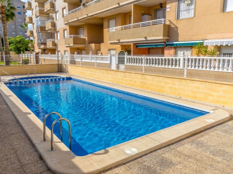 2 sypialnia Apartament na sprzedaż w Torrevieja - 129 900 € (Ref: 9403742)