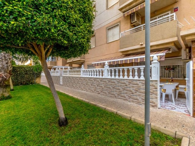 2 bedroom Apartment for sale in Nueva Torrevieja, Torrevieja - € 129,900 (Ref: 9403742)