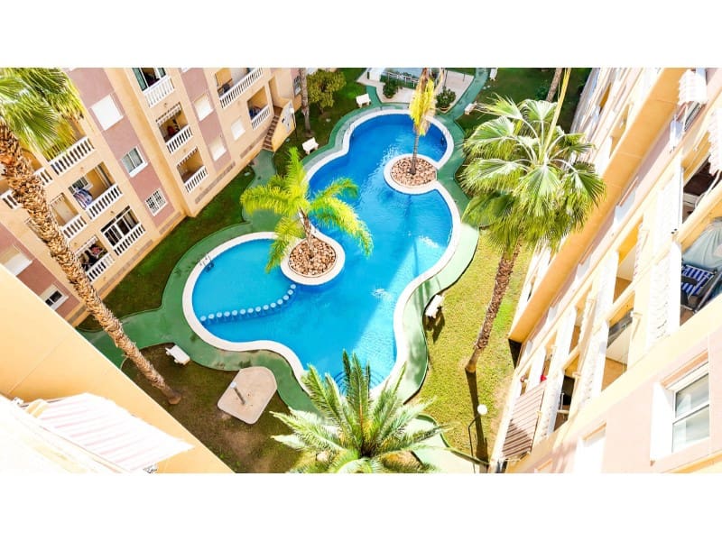 2 quarto Apartamento para venda em Torrevieja - 187 800 € (Ref: 9406567)