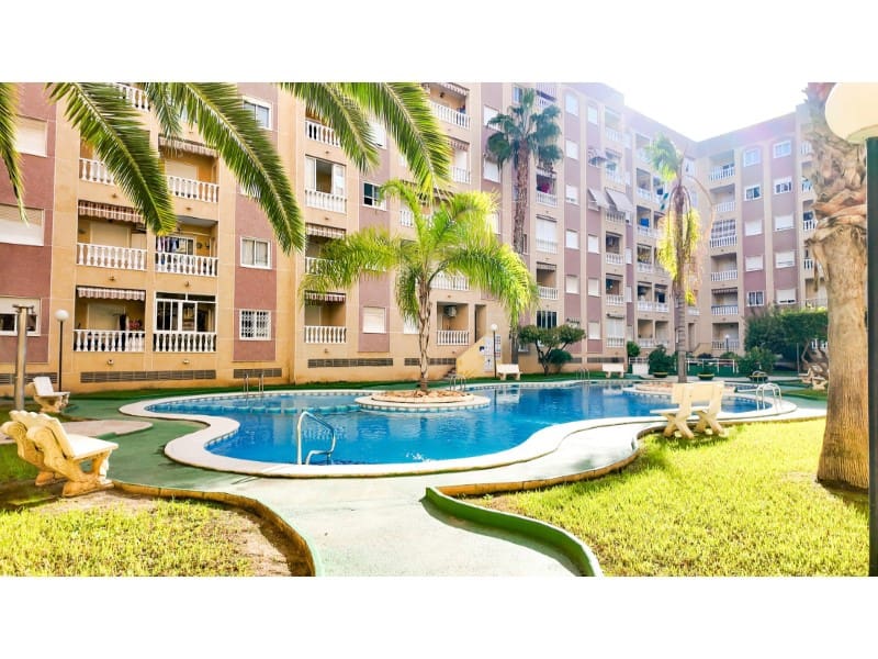 2 quarto Apartamento para venda em Torrevieja - 187 800 € (Ref: 9406567)