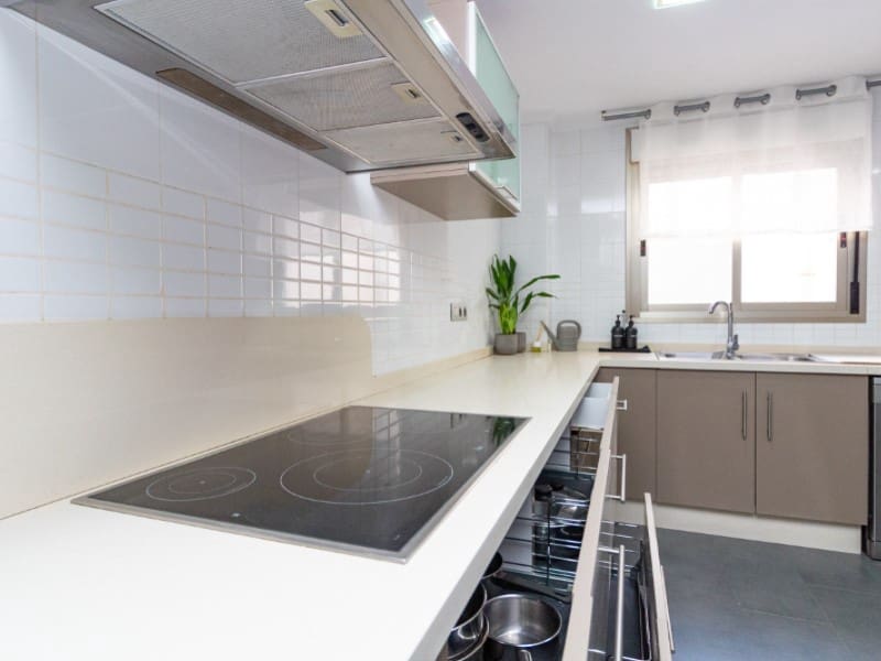 Ático de 3 habitaciones en Torrevieja en venta - 395.000 € (Ref: 9409274)