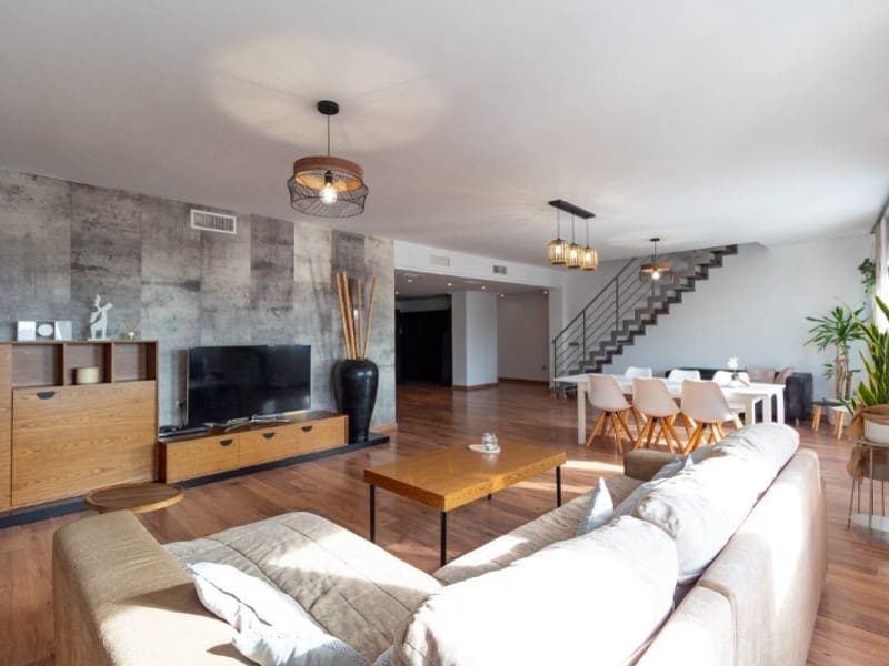 Ático de 3 habitaciones en Torrevieja en venta - 395.000 € (Ref: 9409274)