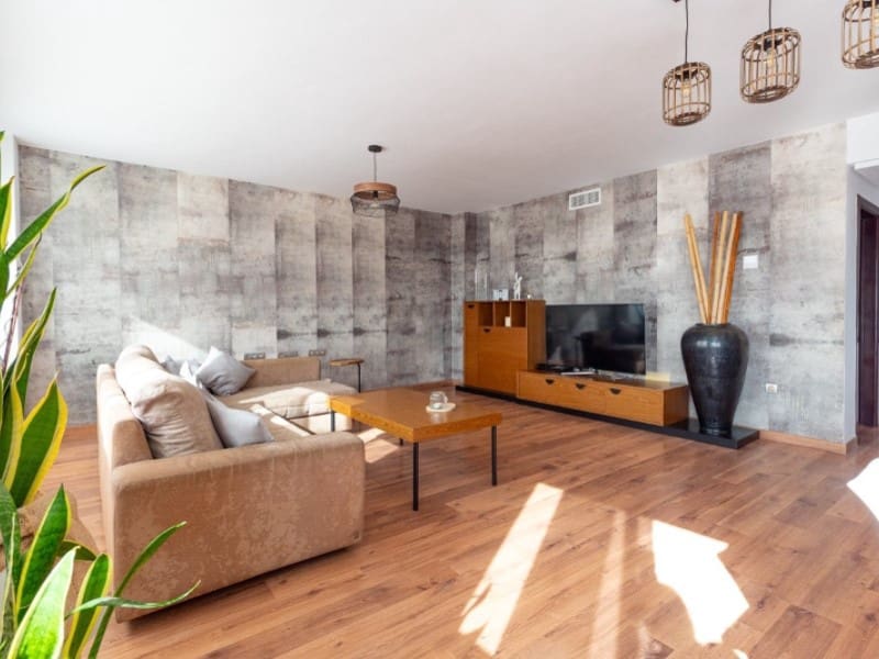 Ático de 3 habitaciones en Torrevieja en venta - 395.000 € (Ref: 9409274)