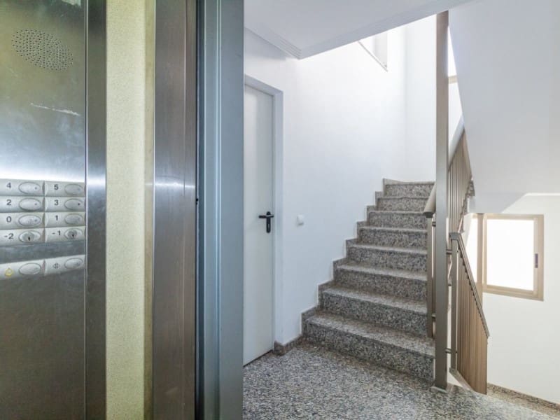 Ático de 3 habitaciones en Torrevieja en venta - 395.000 € (Ref: 9409274)