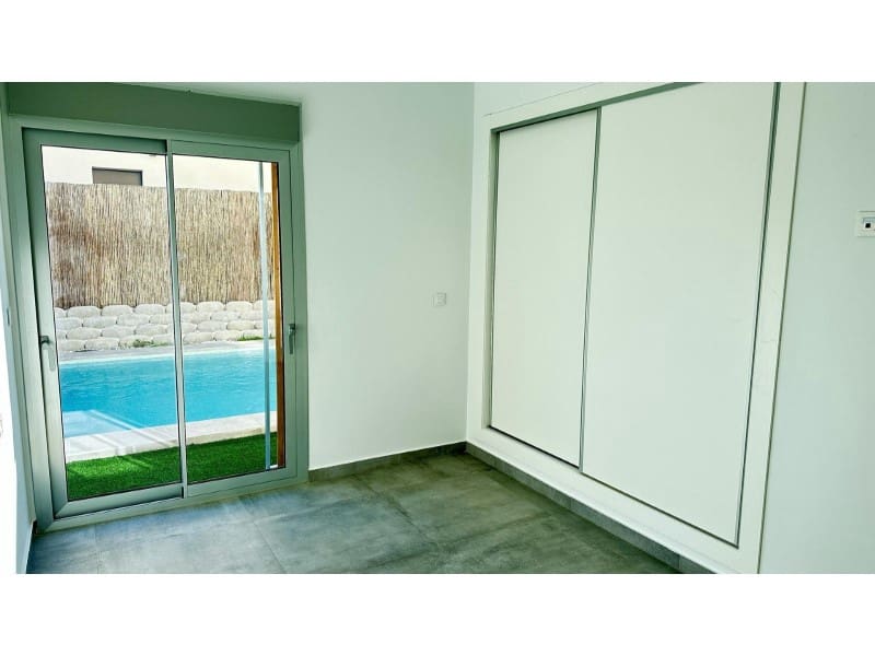 4 slaapkamer Villa te koop in Algorfa met zwembad - € 659.000 (Ref: 9411264)