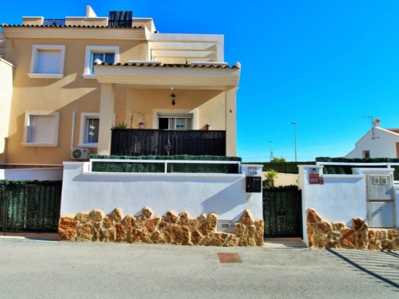 4 camera da letto Villetta Bifamiliare in vendita in San Miguel de Salinas - 249.000 € (Rif: 9414356)