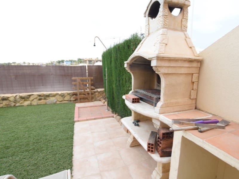 3 bedroom Townhouse for sale in Algorfa - € 195,000 (Ref: 9414360)