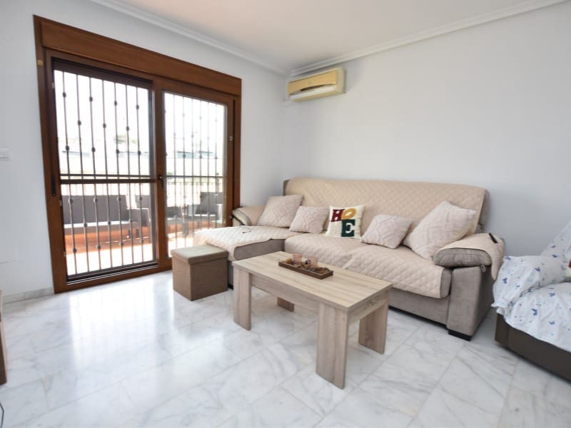 3 bedroom Townhouse for sale in Algorfa - € 195,000 (Ref: 9414360)