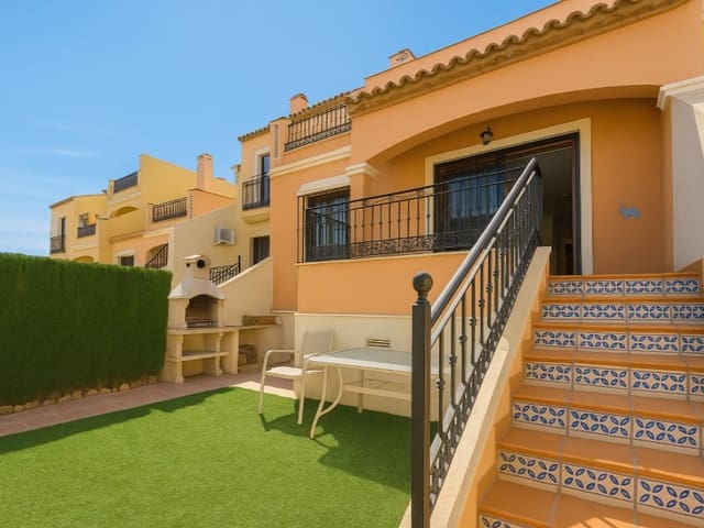 3 bedroom Townhouse for sale in Algorfa - € 195,000 (Ref: 9414360)
