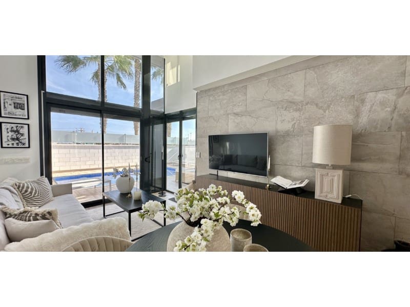 3 soverom Villa til salgs i Orihuela Costa med svømmebasseng - € 449 950 (Ref: 9417893)