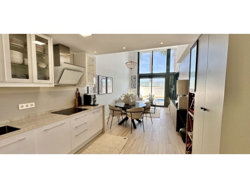 3 soverom Villa til salgs i Orihuela Costa med svømmebasseng - € 449 950 (Ref: 9417893)