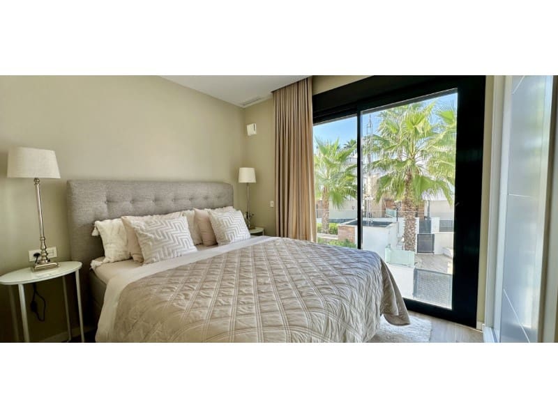 3 soverom Villa til salgs i Orihuela Costa med svømmebasseng - € 449 950 (Ref: 9417893)