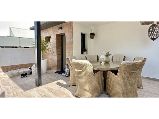 3 soverom Villa til salgs i Lomas de Cabo Roig - Los Dolses, Orihuela med svømmebasseng - € 449 950 (Ref: 9417893)