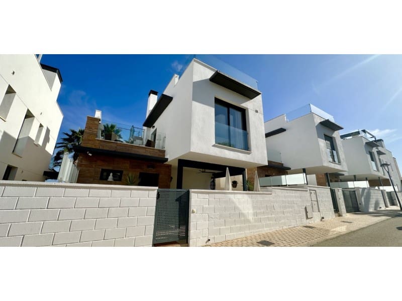 3 soverom Villa til salgs i Orihuela Costa med svømmebasseng - € 449 950 (Ref: 9417893)