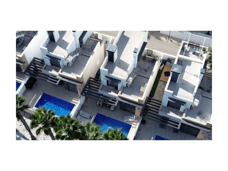 3 soverom Villa til salgs i Orihuela Costa med svømmebasseng - € 449 950 (Ref: 9417893)