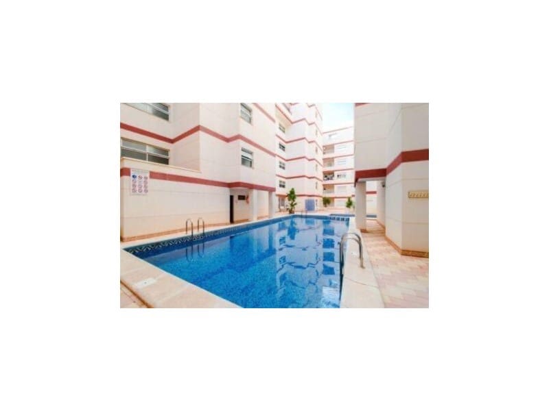 Apartament na sprzedaż w Torrevieja z basenem - 88 900 € (Ref: 9427895)