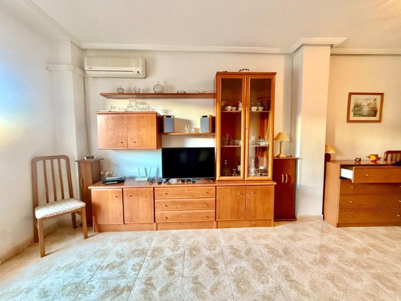 Apartament na sprzedaż w Torrevieja z basenem - 88 900 € (Ref: 9427895)