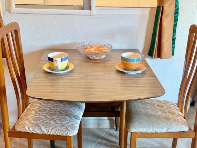 Apartament na sprzedaż w Parque de las Naciones, Torrevieja z basenem - 88 900 € (Ref: 9427895)