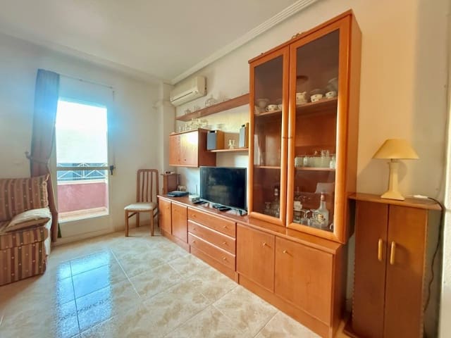 Apartament na sprzedaż w Parque de las Naciones, Torrevieja z basenem - 88 900 € (Ref: 9427895)