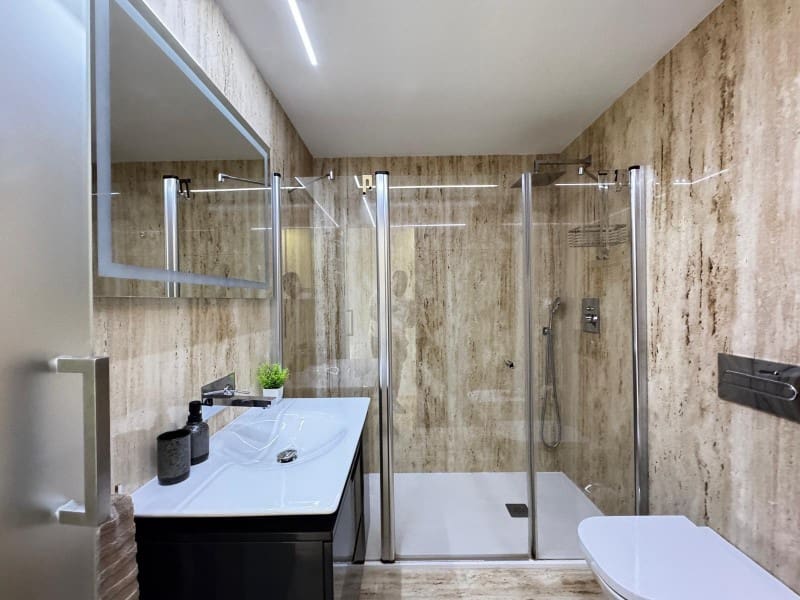 4 chambre Penthouse à vendre à Torrevieja avec garage - 529 900 € (Ref: 9431618)